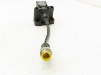 Allen Bradley 42EF-P2SCB-G4 RightSight Photoeye Sensor 4-Pin Ser A