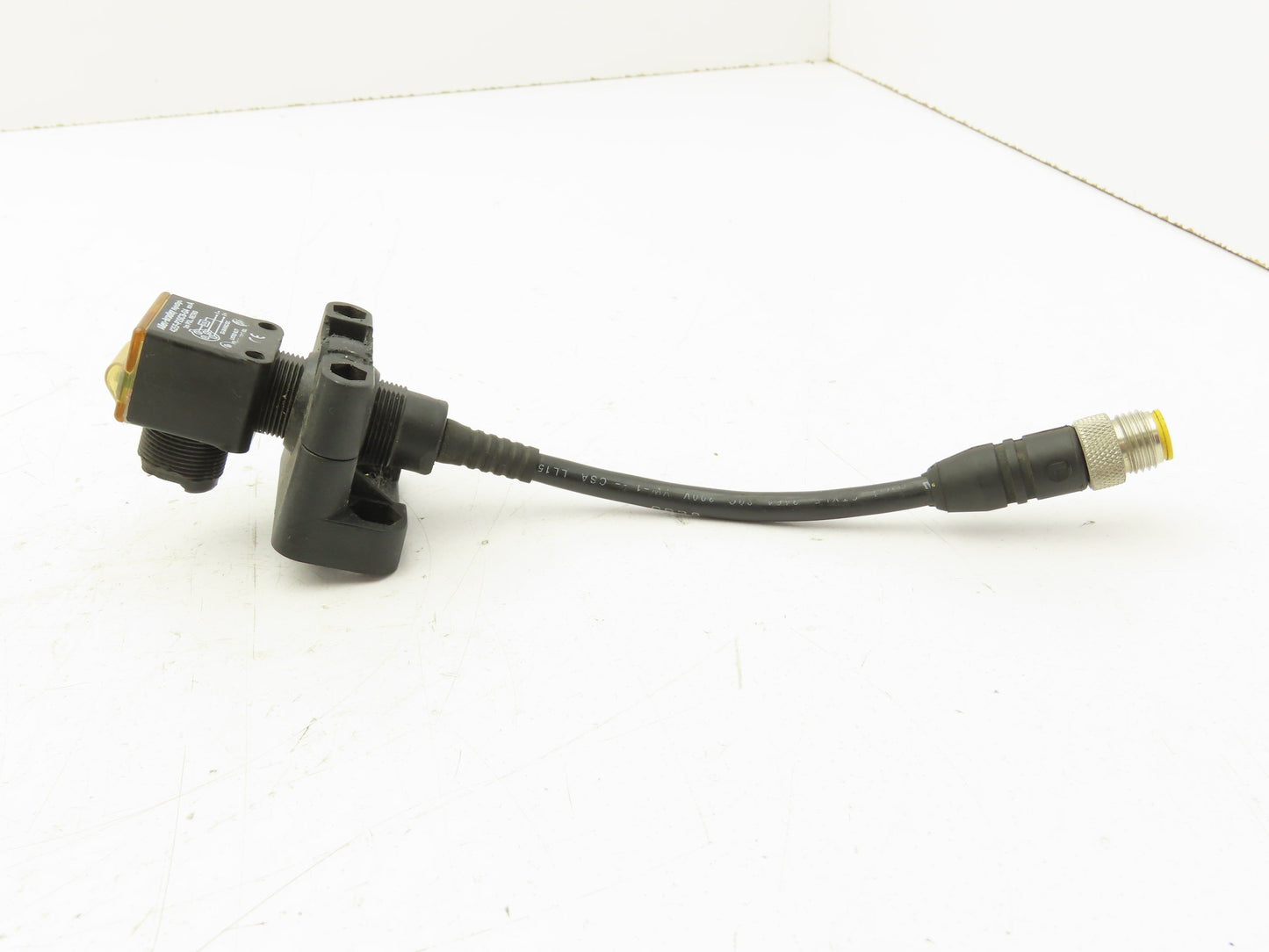 Allen Bradley 42EF-P2SCB-G4 RightSight Photoeye Sensor 4-Pin Ser A