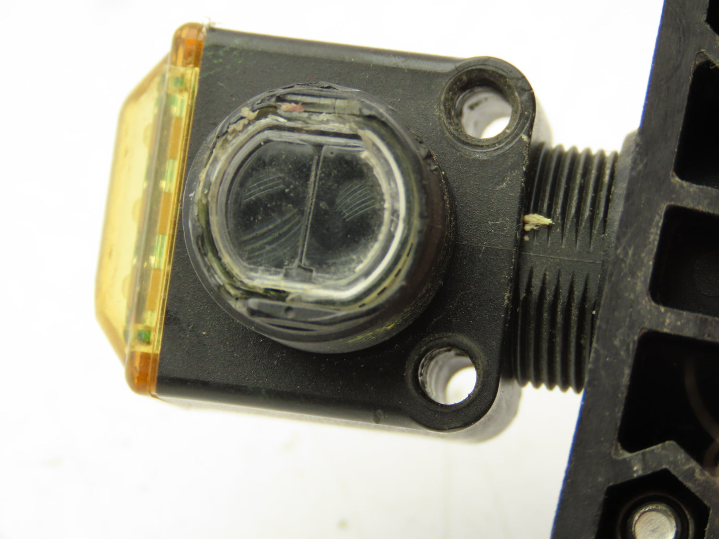 Allen Bradley 42EF-P2SCB-G4 RightSight Photoeye Sensor 4-Pin Ser A