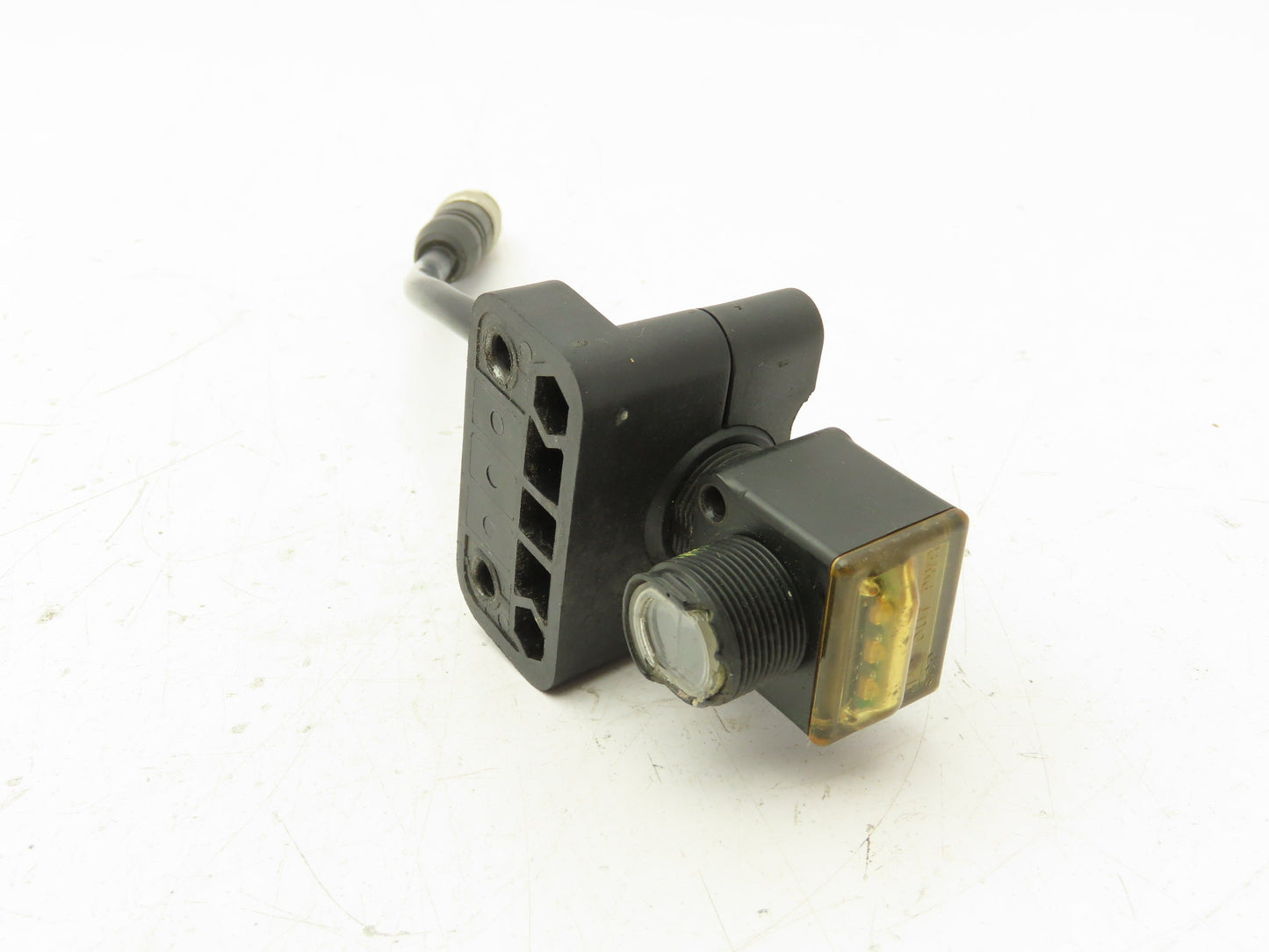 Allen Bradley 42EF-P2SCB-G4 RightSight Photoeye Sensor 4-Pin Ser A