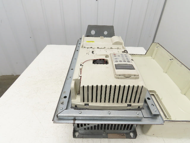 ABB ACS800-U1-0050-5+B056-P901 AC Variable Frequency Drive 50Hp 3Ph 480V 65A