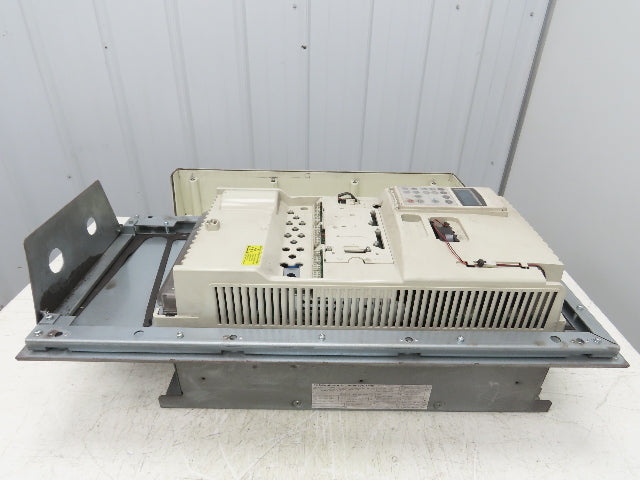 ABB ACS800-U1-0050-5+B056-P901 AC Variable Frequency Drive 50Hp 3Ph 480V 65A