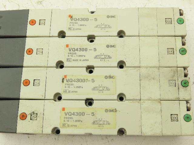 SMC VQ4300-5 Pneumatic Solenoid Valve 3-Position 24VDC  Lot of 4