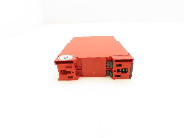 Allen Bradley 440R-B23211 Guardmaster Safety Relay 24VDC MSR117T