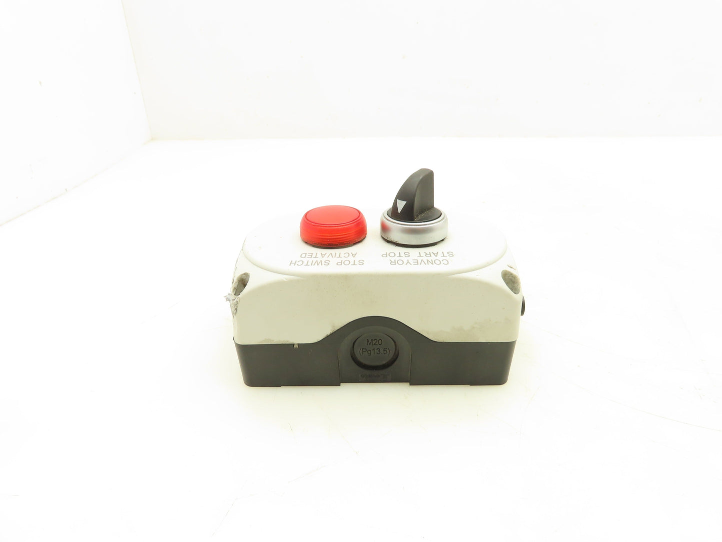 Lovato LPZP2A8 Roach Conveyor Drive Control 2-Button Selector Switch Lot of 2