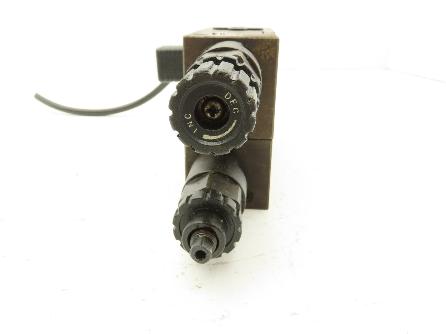 Nachi OGS-G01-PCC-K-D2-21 Hydraulic 2-Pressure Reducing Modular Valve 24VDC