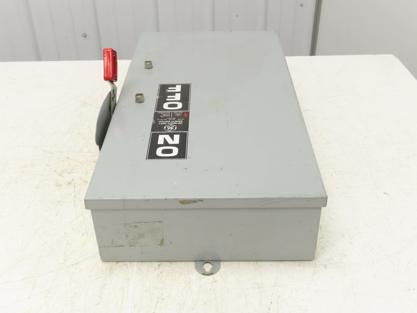 General Electric THN3363J Heavy Duty Disconnect Safety Switch 100A 600V 3 Pole