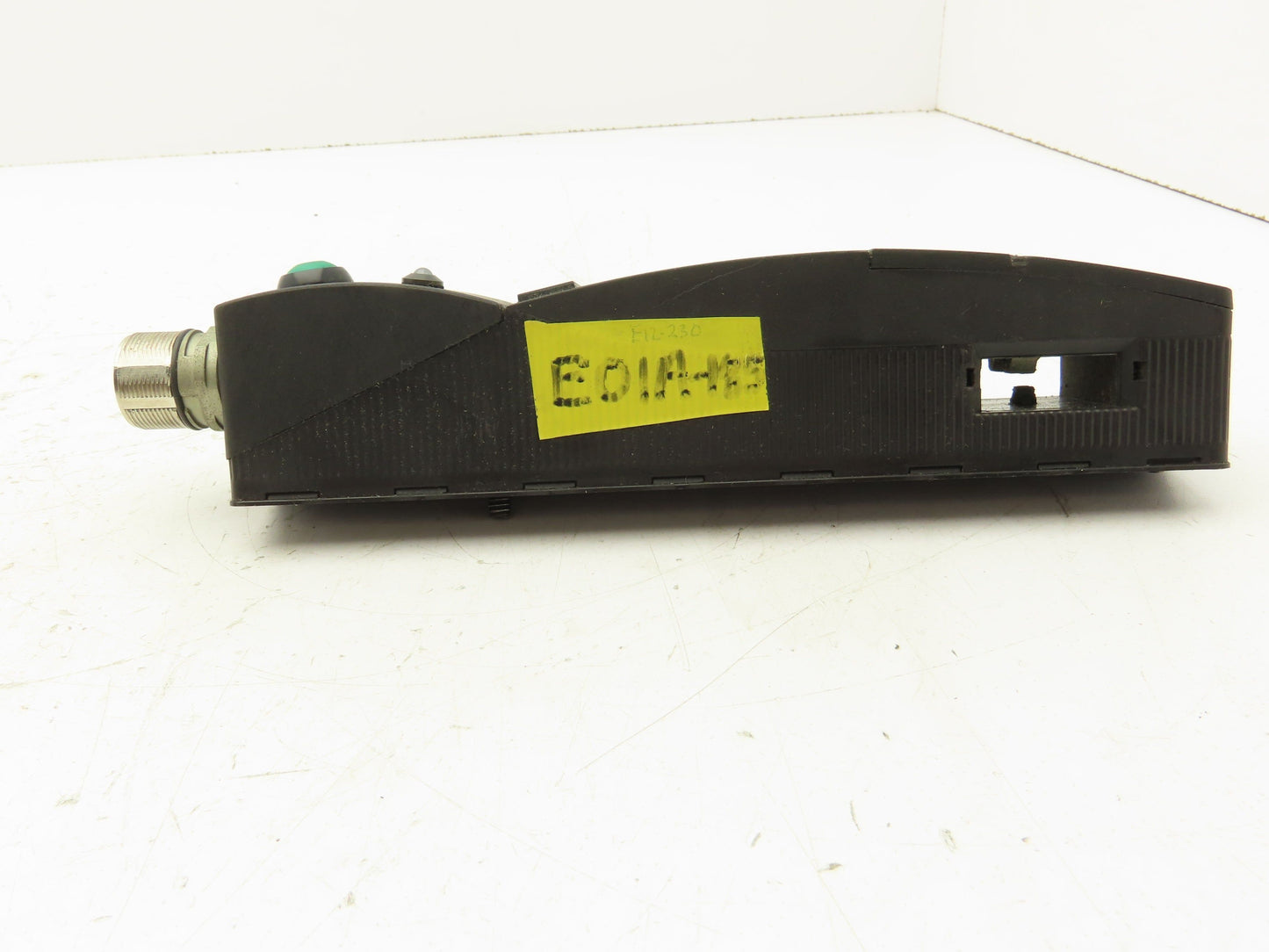 Schmersal AZM 200 ST-T-1P2P-2568 Door Latch Interlock Latch Solenoid