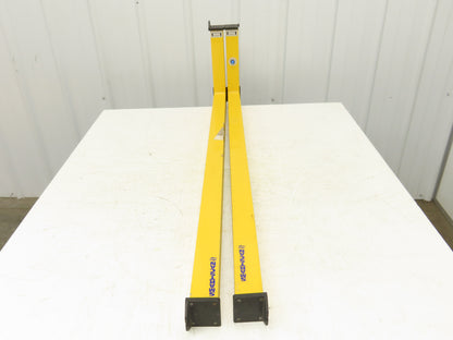 Smartscan 51204APL1 Safety Curtain 2.2m Range 1200 & 300mm 24VDC Broken Bracket