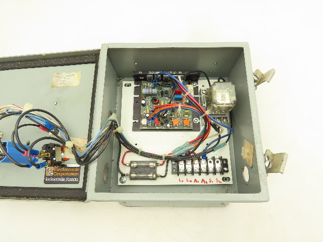 KB KBIC-125 Solid State DC Motor Variable Speed 90VDC 3/4HP Control Panel 120V