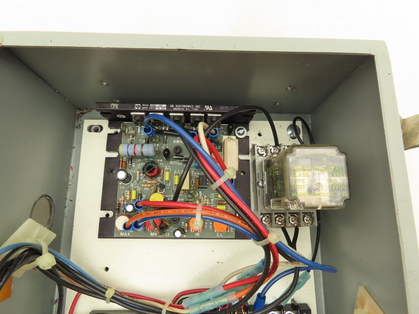 KB KBIC-125 Solid State DC Motor Variable Speed 90VDC 3/4HP Control Panel 120V
