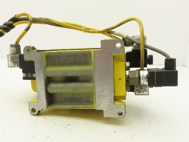 Ross Controls DM2CNA54A21 Double Solenoid Valve W/ Base Assembly 24VDC 30-120PSI