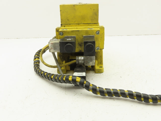 Ross Controls DM2CNA54A21 Double Solenoid Valve W/ Base Assembly 24VDC 30-120PSI