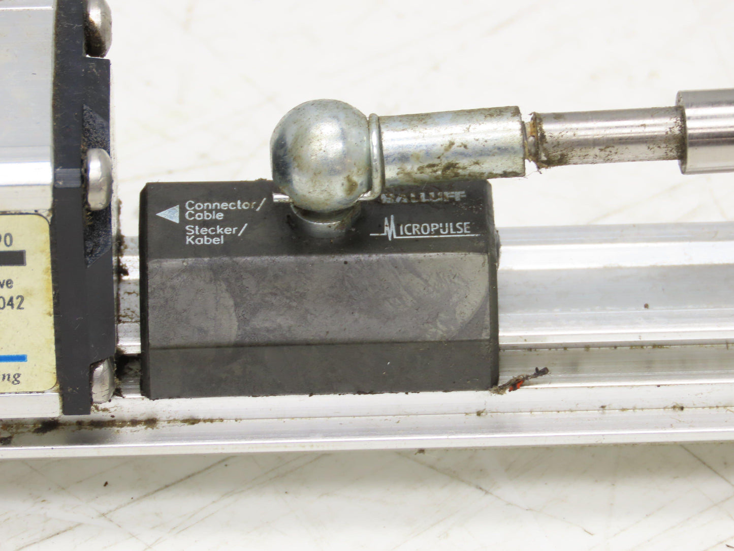 Balluff BTL-5-A11-M1220-R-S32 Micropulse Magnetostrictive Linear Position Sensor