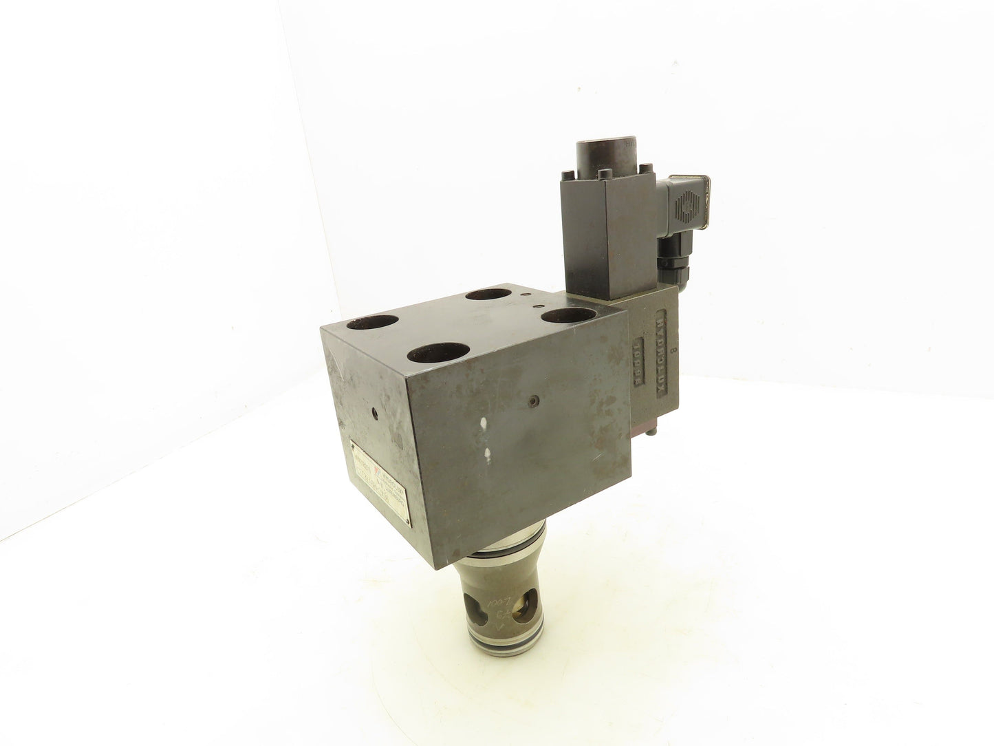 Moog Hydrolux CEE32A6RH2X06 Hydraulic 2-Way Slip-In Cartridge Solenoid Valve