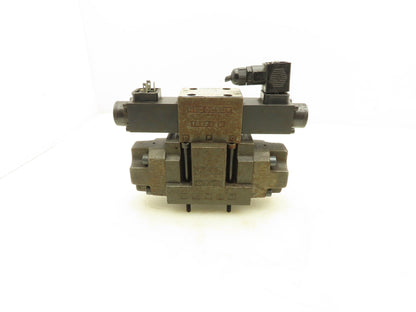 Husky Hydrolux Moog WEH43P10A03CSBN Directional Solenoid Valve K-WE43P06C08PC0BN