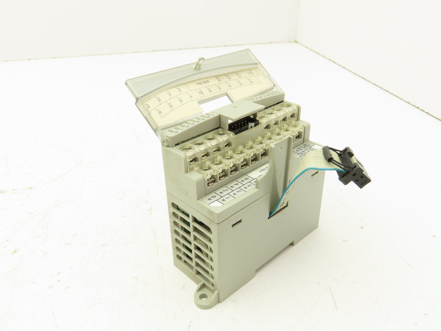Allen-Bradley 1762-IQ16 Micrologix 16 Pt. Sink/Source Input 24VDC Ser.A Rev B