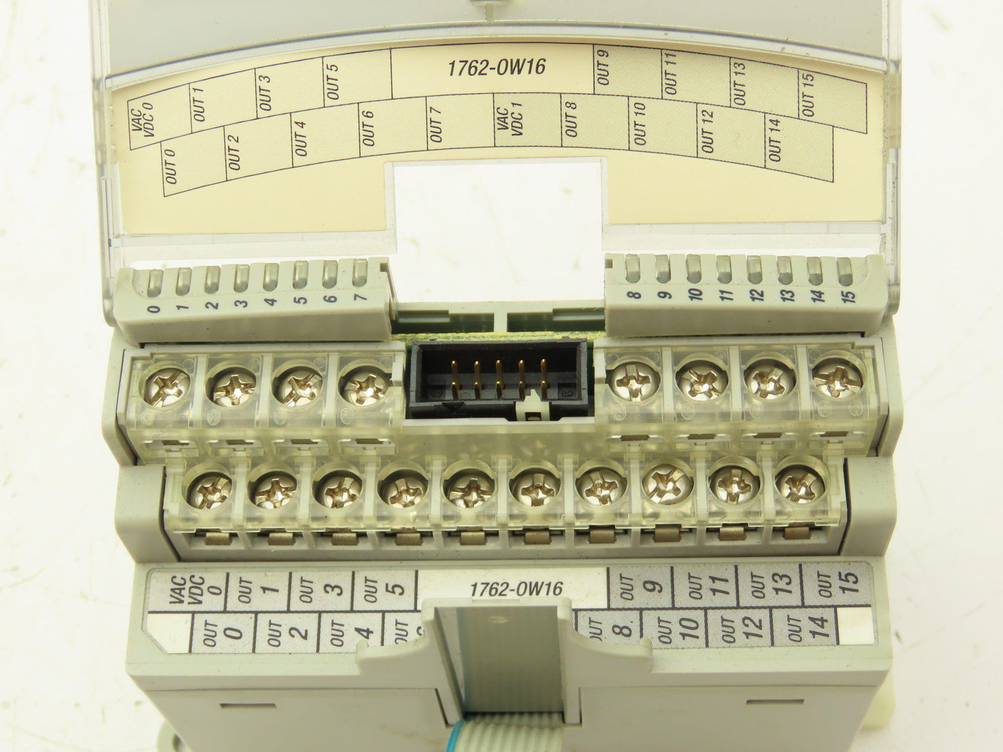 Allen Bradley 1762-OW16 MicroLogix 1200 16 Pt. VAC/VDC Relay Output 24VDC  Ser.A