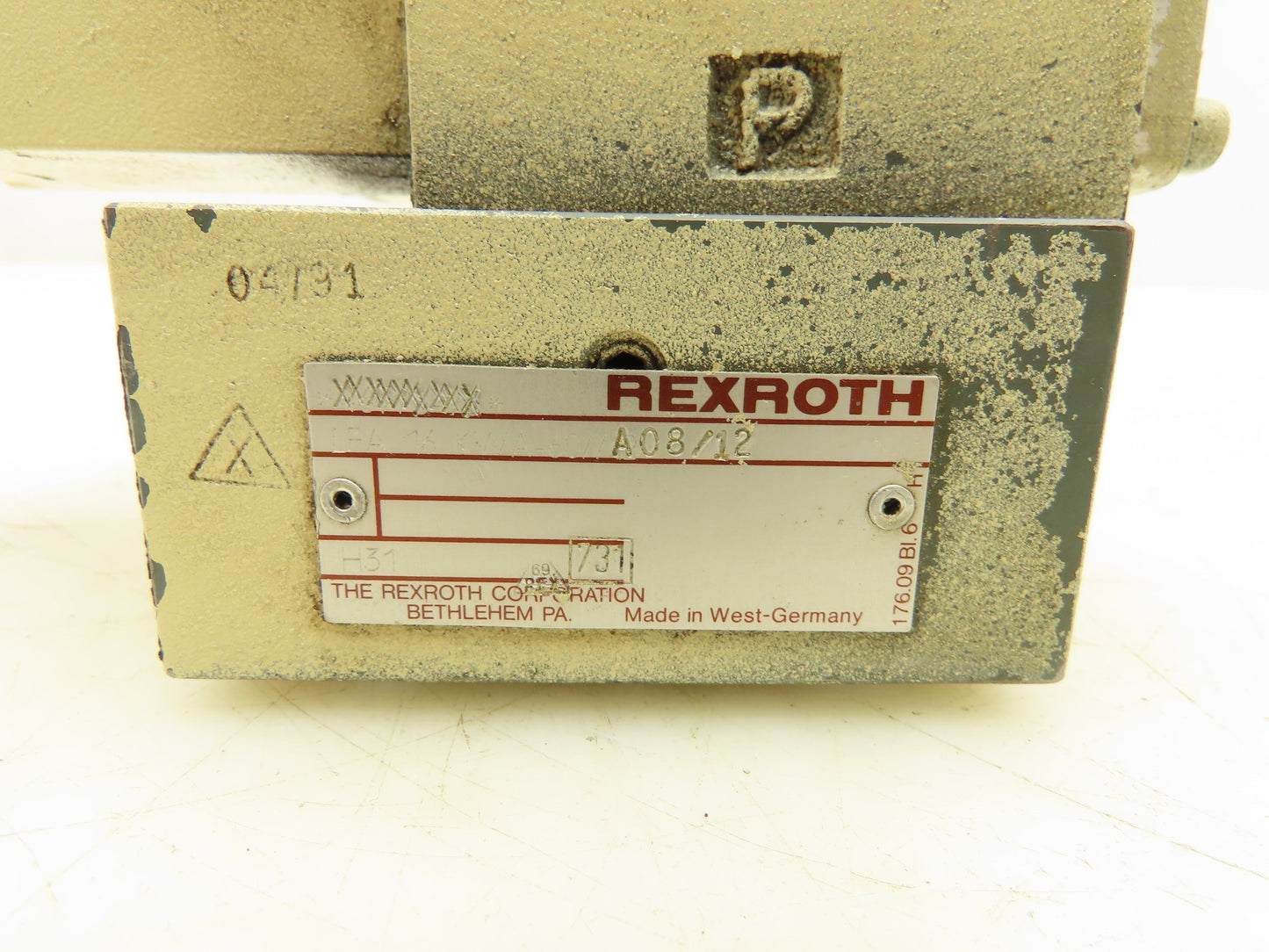 Rexroth LFA16 KWA-60/A08/12 Logic Cartridge Valve Solenoid Control Cover 4WE6D51