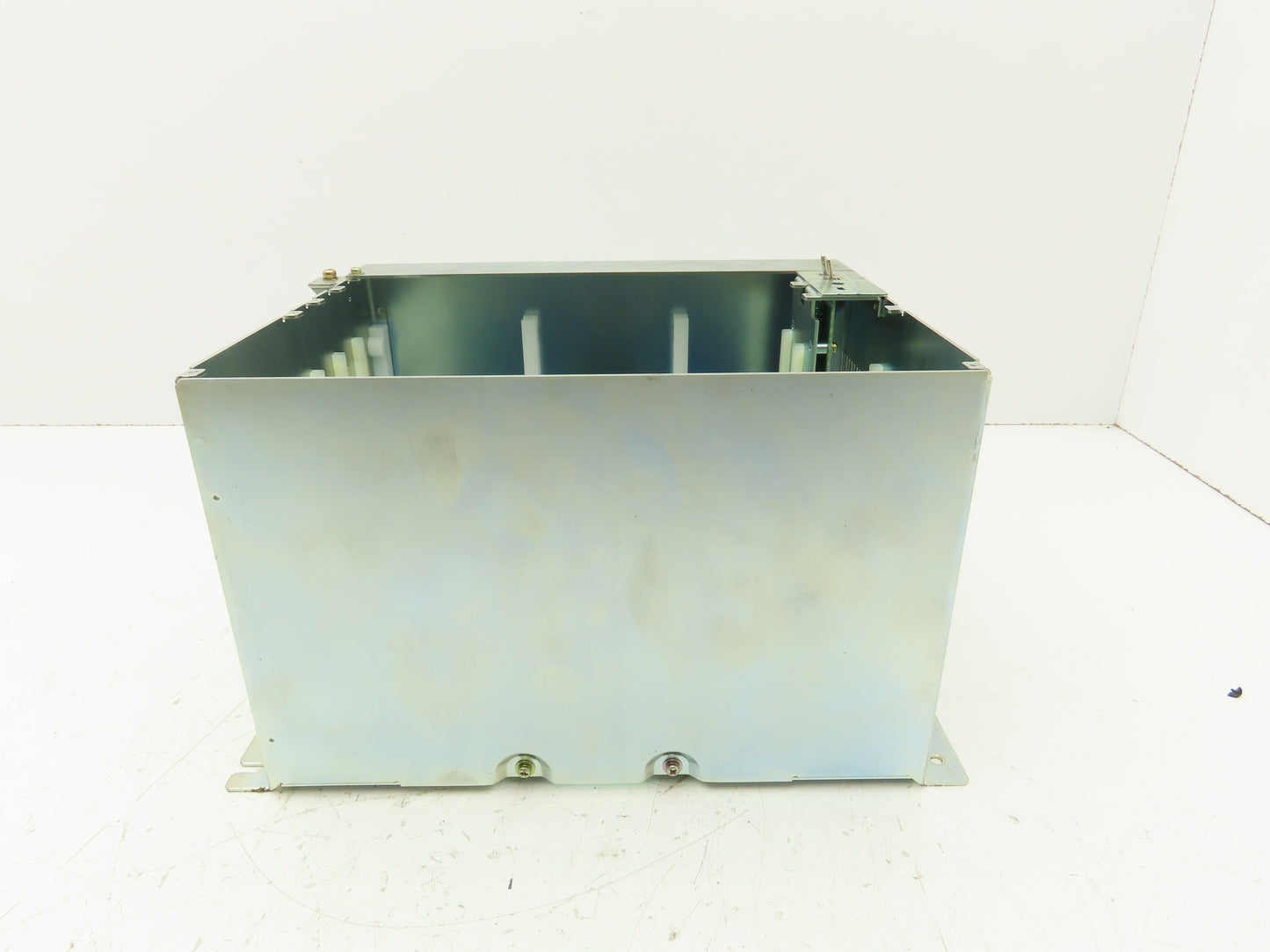 Okuma A911-3070 PLC Slot Rack Card Chassis with Motherboard ES-V4504