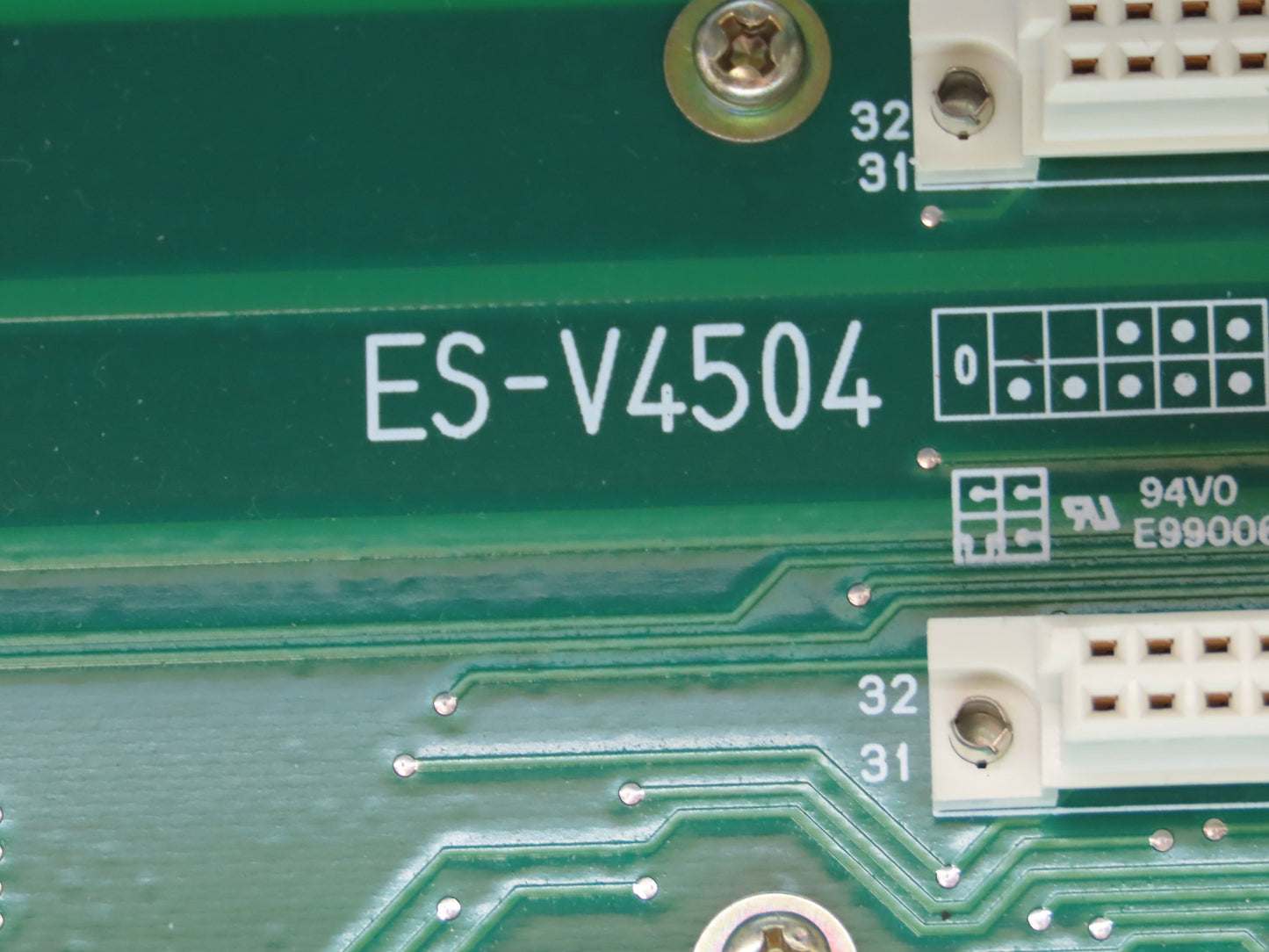 Okuma A911-3070 PLC Slot Rack Card Chassis with Motherboard ES-V4504