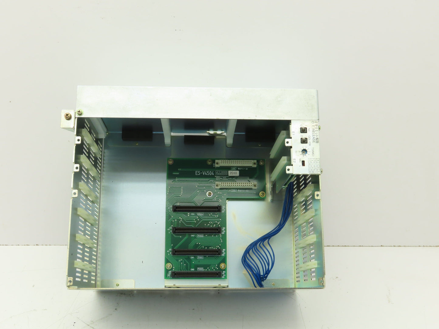 Okuma A911-3070 PLC Slot Rack Card Chassis with Motherboard ES-V4504