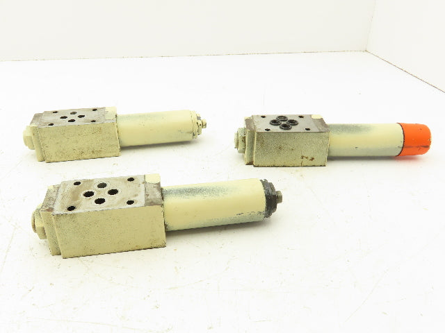 Rexroth ZDR 6 DP2-40/150YM/12 Pressure Reducing Sandwich Valve  Lot of 3