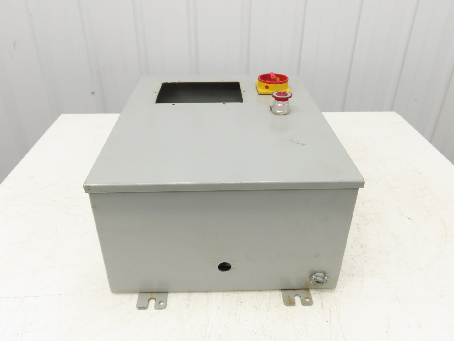 Wiegmann B201609CH Electrical Enclosure 20x16x9" Wall Mount 5.5x7.5" Cutout