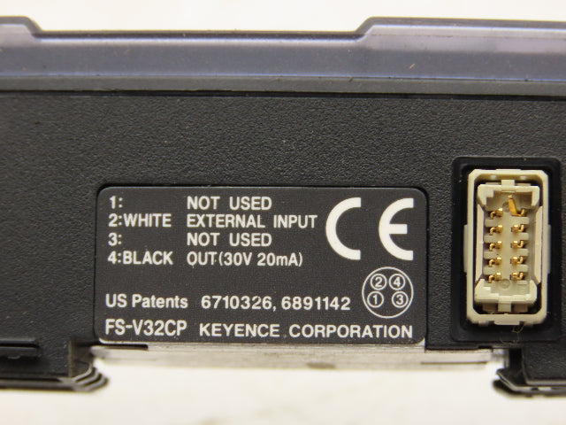 Keyence FS-V31CP Amplifier Photoelectric Sensor Set 12-24VDC 20mA M8 Connector