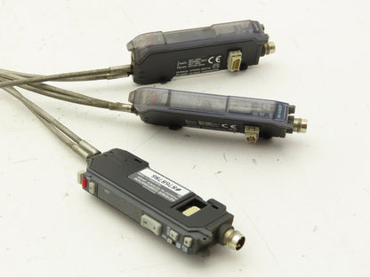 Keyence FS-V31CP Amplifier Photoelectric Sensor Set 12-24VDC 20mA M8 Connector