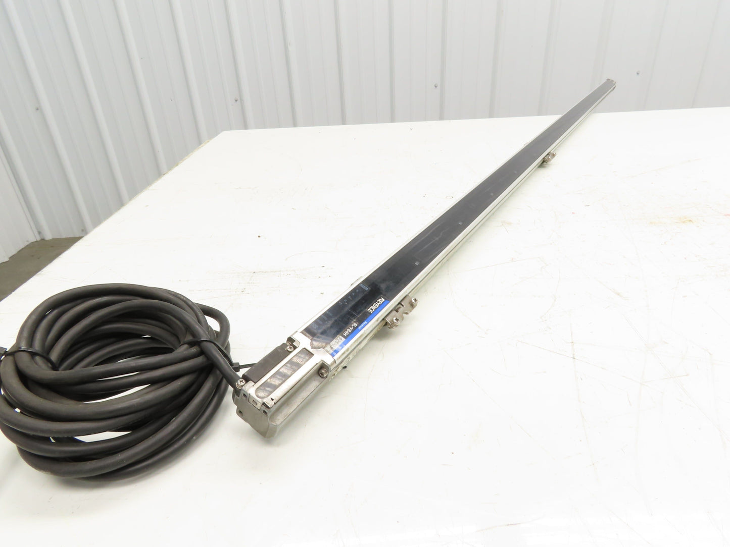 Keyence SL-V64H Curtain Light Receiver 24VDC 93mA IP65 Type 4