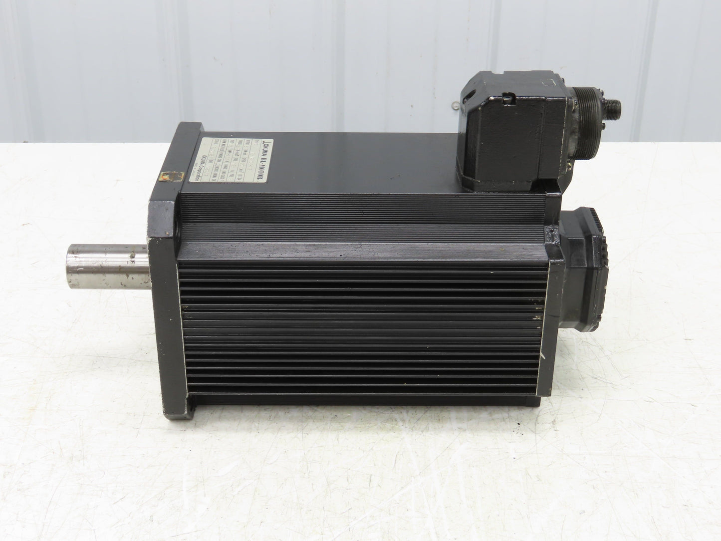 Okuma BL-MP400J-20S AC Servo Motor 6.7kW 2000 RPM 143V 40.8A Encoder ER-JB-7200D