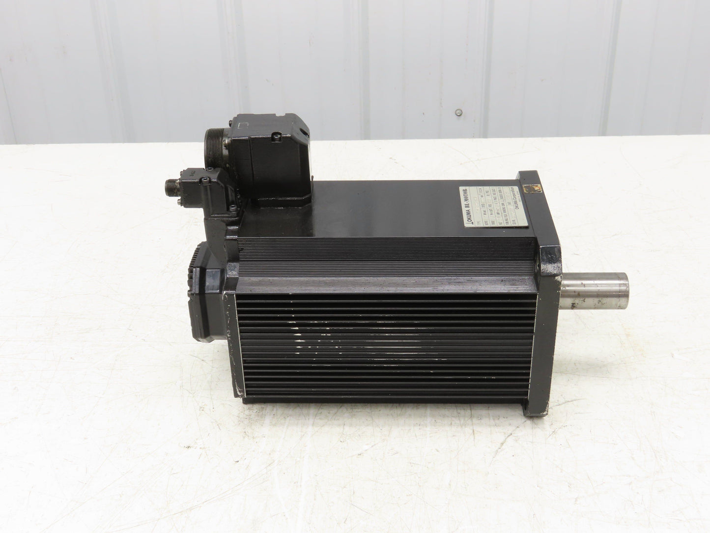 Okuma BL-MP400J-20S AC Servo Motor 6.7kW 2000 RPM 143V 40.8A Encoder ER-JB-7200D