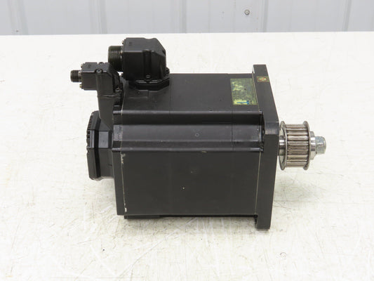Okuma BL-MC200J-20T AC Servo Motor 4kW 2000 RPM 157V 16.2A 3PH Encoder