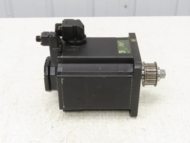 Okuma BL-MC200J-20T AC Servo Motor 4kW 2000 RPM 157V 16.2A 3PH Encoder