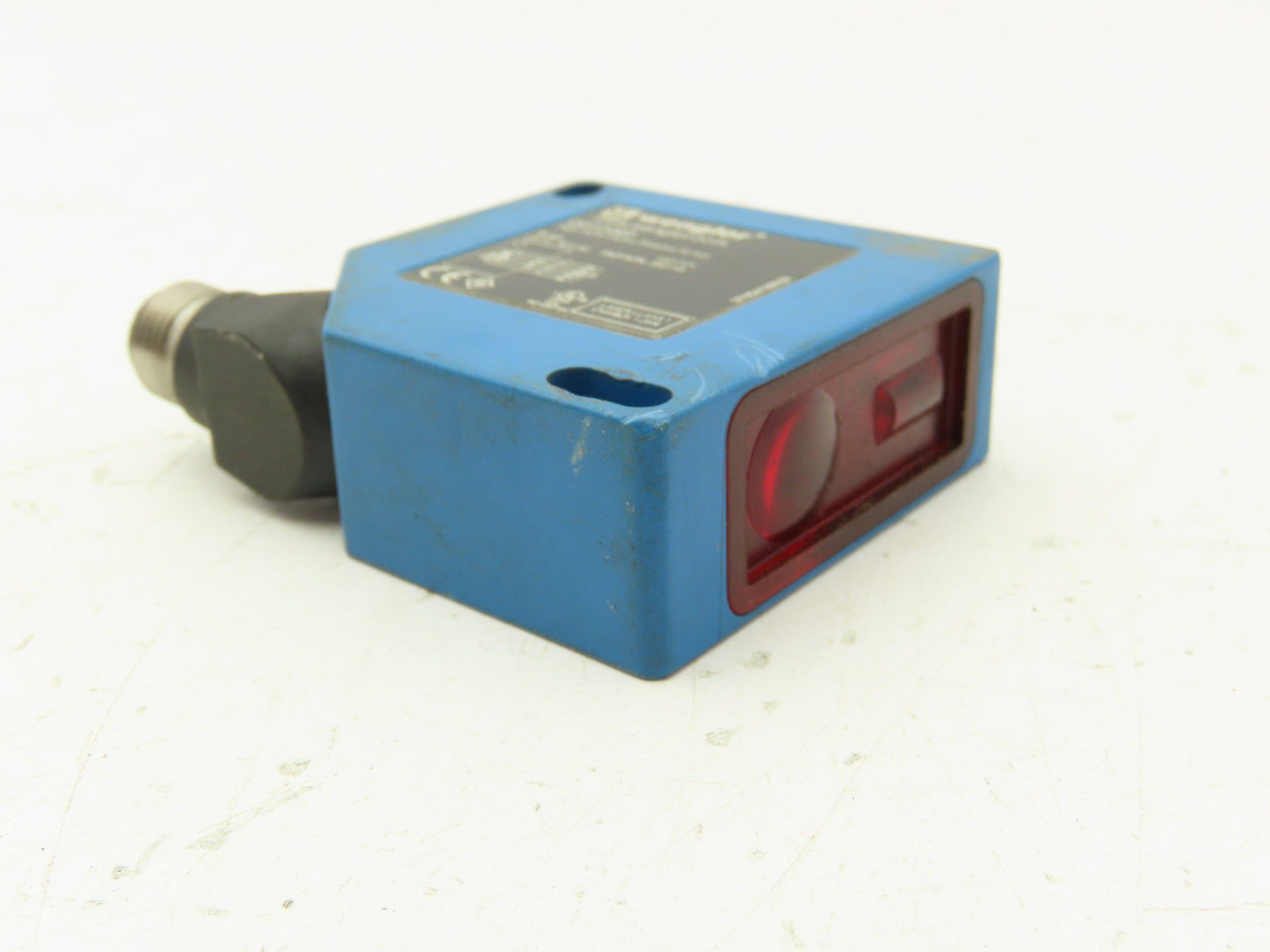 Wenglor OPT2007 Photoelectric Discrete Distance Sensor 10-30VDC 660mm