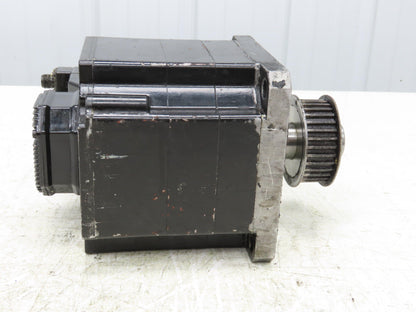 Okuma BL-MC100J-30S AC Servo Motor 3kW 3000 RPM 133V 13.4A 3PH Encoder