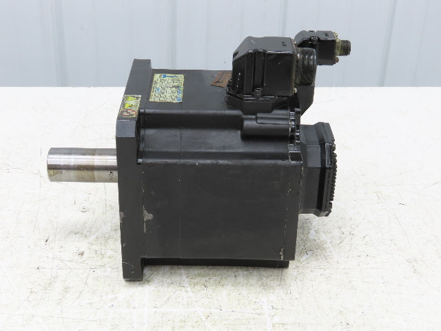 Okuma BL-MC100J-30SNA AC Servo Motor 3kW 3000 RPM 14.7A 133V 3PH Encoder