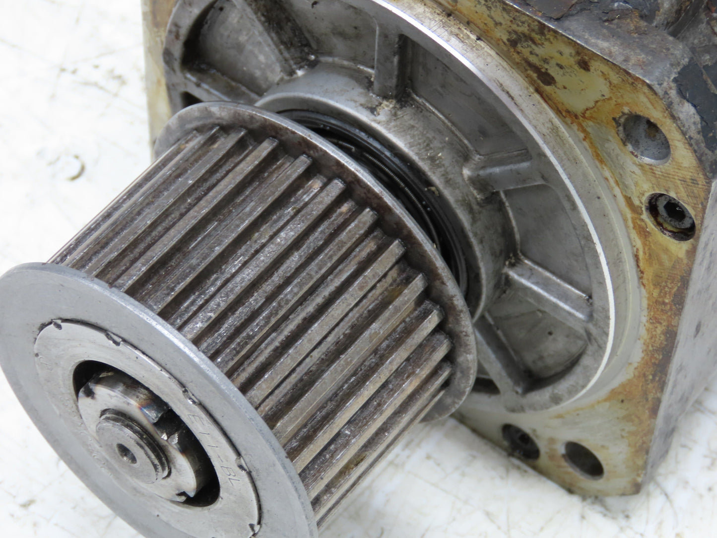 Okuma BL-MC190J-20T AC Servo Motor 3.9kW 2000 RPM 133V 16.9A 3PH Encoder