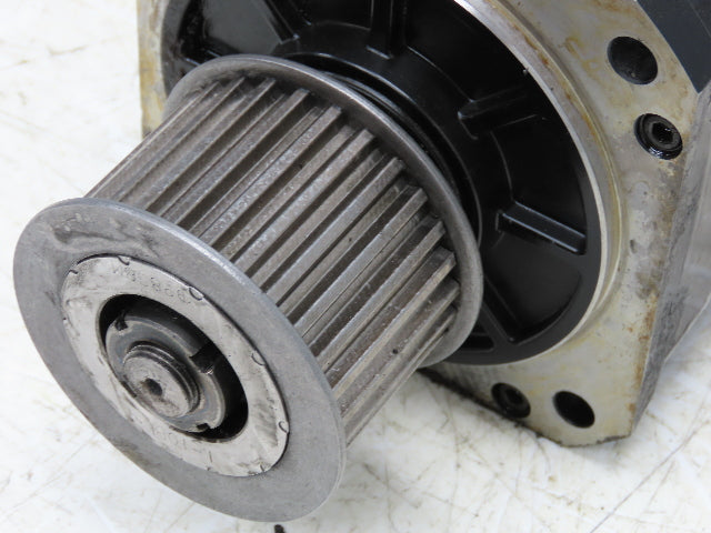 Okuma BL-MC190J-20T AC Servo Motor 3.9kW 2000 RPM 133V 19.1A 3PH Encoder