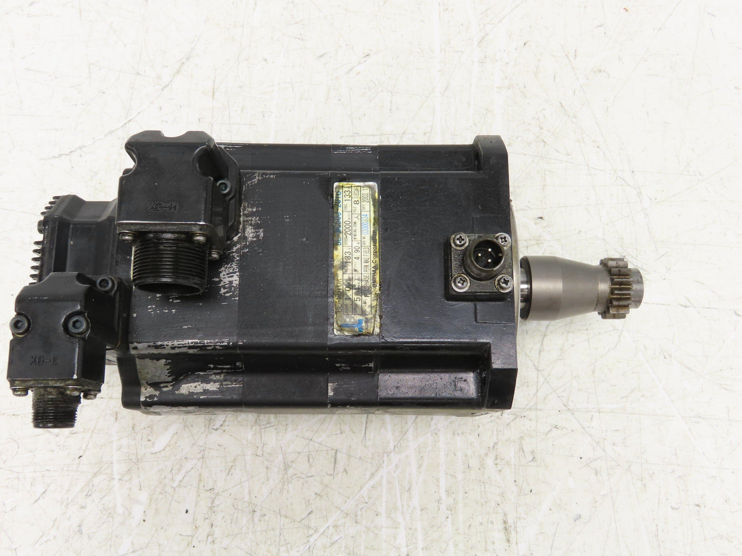 Okuma BL-MC50J-20TB AC Servo Motor 1kW 133V 2000 RPM 4.9A 3PH Encoder