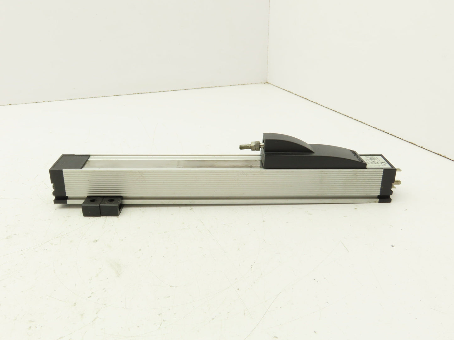 Novotechnik TLH-0150 Linear Position Transducer 150mm Stroke