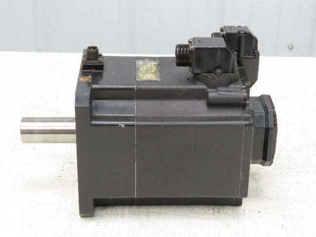 Okuma BL-MC100J-20SBA AC Servo Motor 2kW 2000 RPM 133V 3PH 9.80A Encoder
