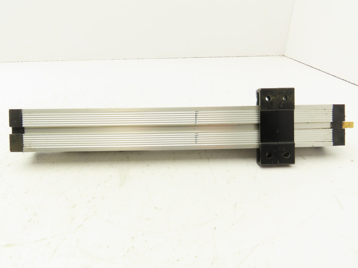 Novotechnik TLH-0150 Linear Position Transducer Sensor 150mm Range No Tag