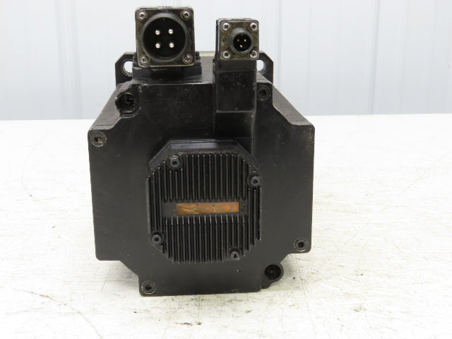 Okuma BL-MC300J-20S AC Servo Motor 6kW 2000 RPM 133V 28.6A 3PH Encoder