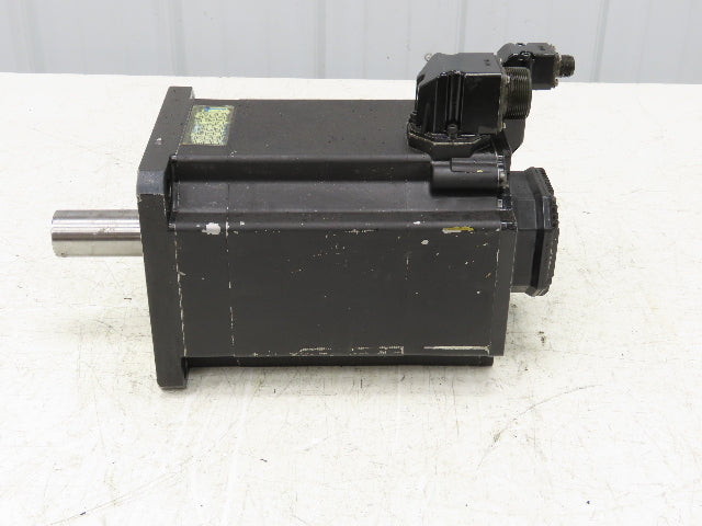 Okuma BL-MC300J-20S AC Servo Motor 6kW 2000 RPM 133V 28.6A 3PH Encoder