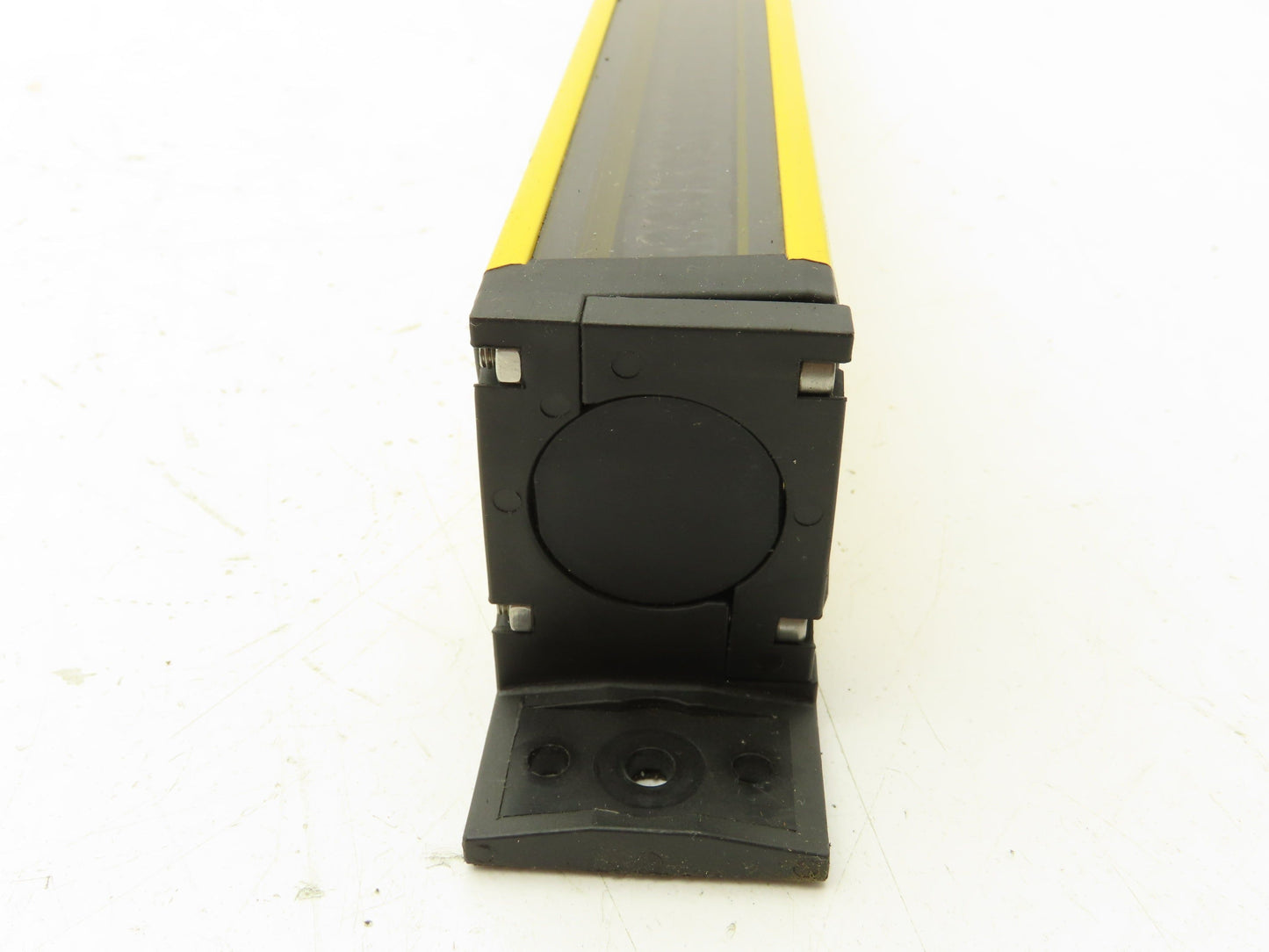 Contrinex YBB-14R4-0700-G012 Safetinex Safety Light Curtain Receiver 653mm Long