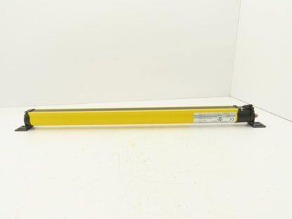 Allen Bradley R4J0640YD Guardshield Safety Light Curtain Receiver 640mm