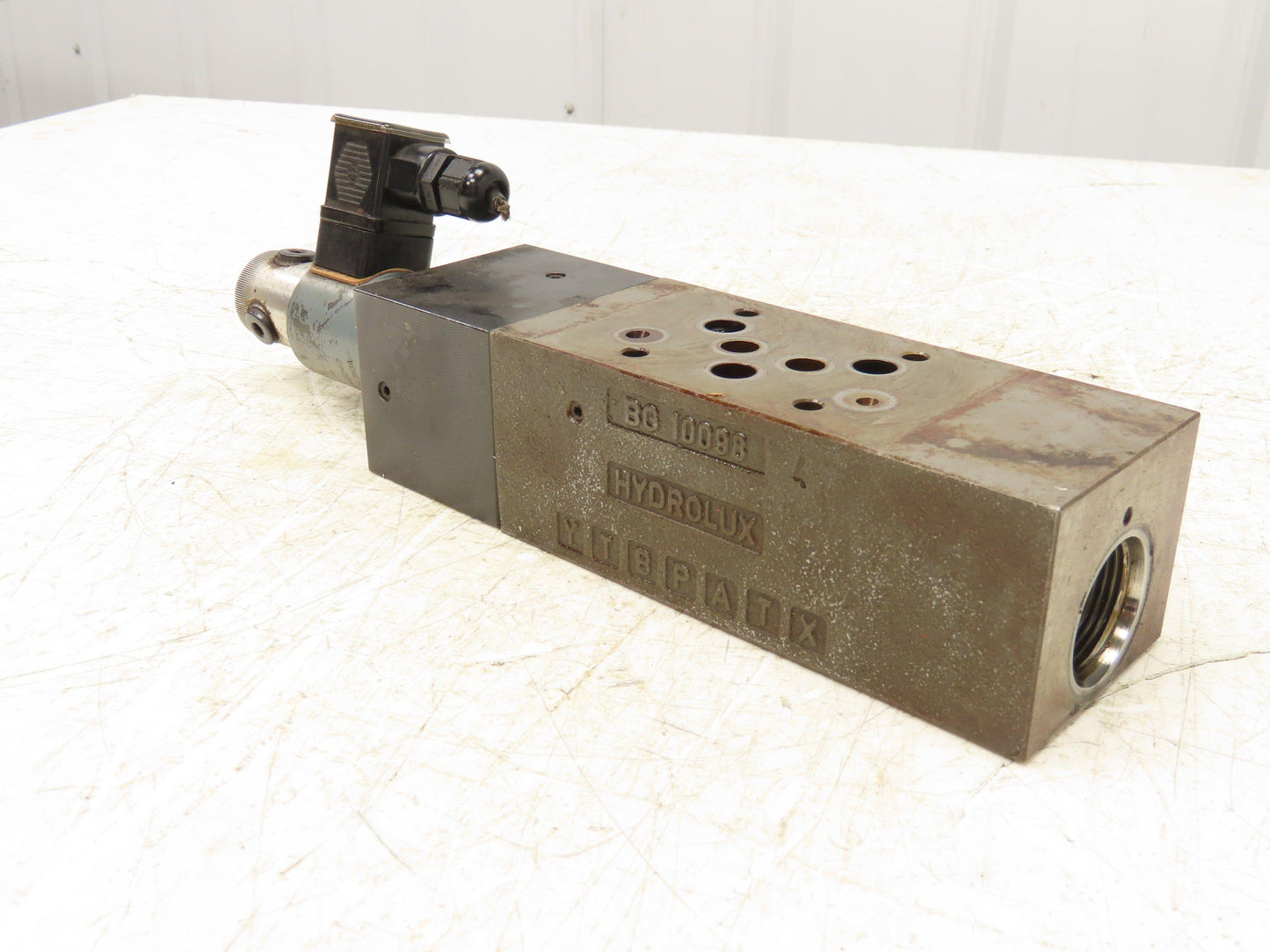 Husky Hydrolux ZFDPCMEP10PPA4EK0ZS3B/DME210 Hydraulic Proportional Valve