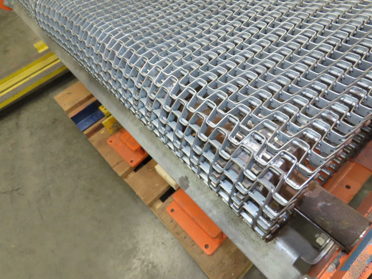 48"x 6' Steel Belt Wire Mesh Drying Conveyor 35FPM Chain Drive Shuttle Track